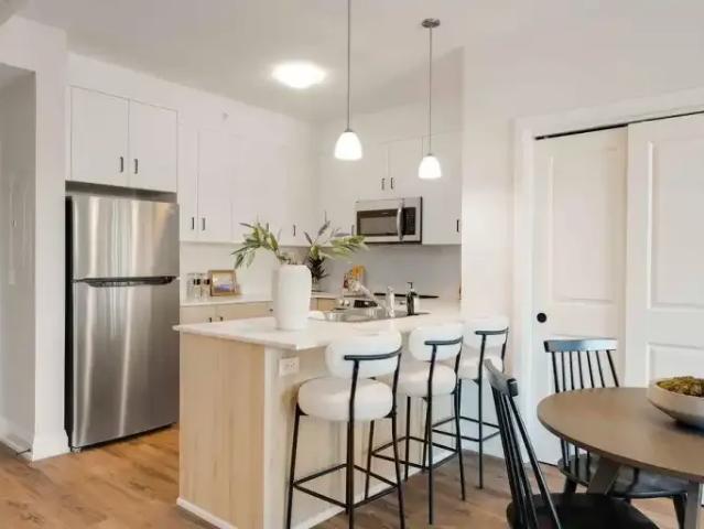 For Rent 2 Bedroom Apartment London ON DS98375696