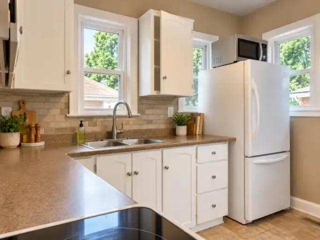 For Rent 2 Bedroom Apartment Peterborough ON DS105653988