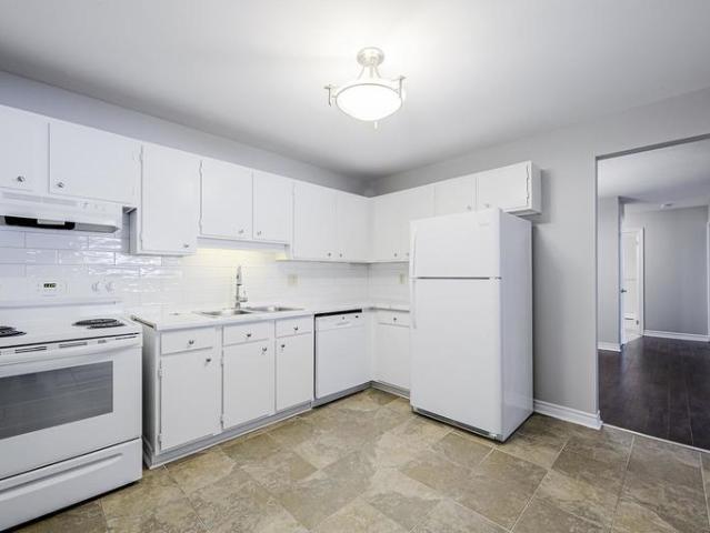 For Rent 2 Bedroom Apartment Peterborough ON DS96248602