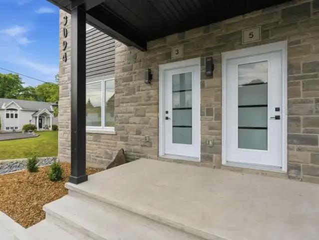 For Rent 2 Bedroom Apartment Plantagenet ON DS105047991