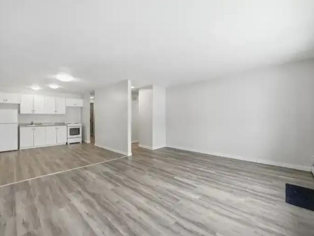 For Rent 2 Bedroom Apartment Prince Albert SK DS104875276