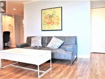 Greater Vancouver - Fireplace, Parking