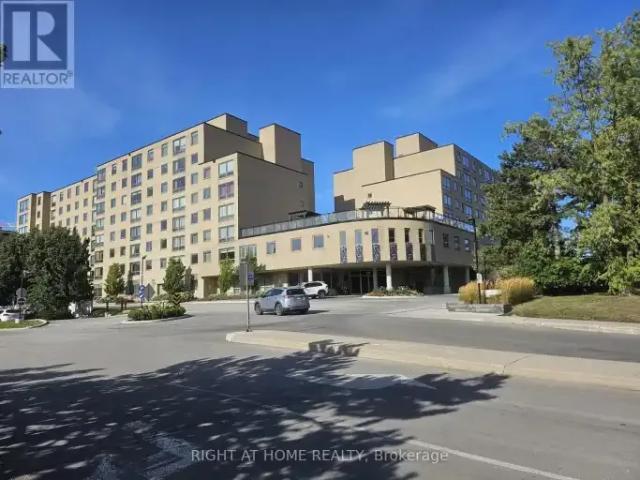 For Rent 2 Bedroom Apartment Richmond Hill ON DS105118934