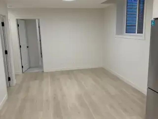 For Rent 2 Bedroom Apartment Rocky View AB DS104322386