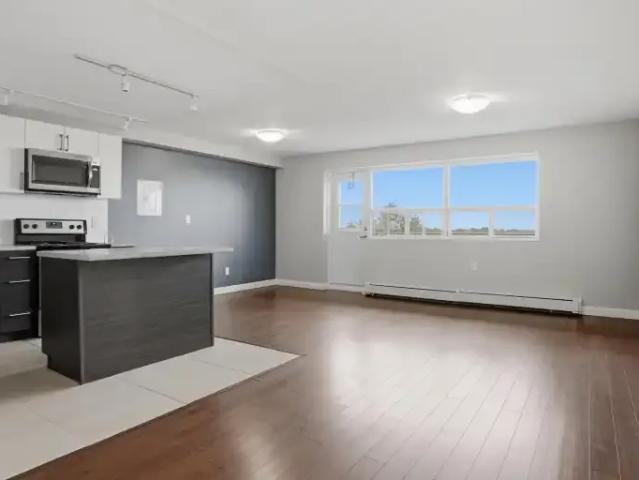 For Rent 2 Bedroom Apartment St. Catharines ON DS105326518