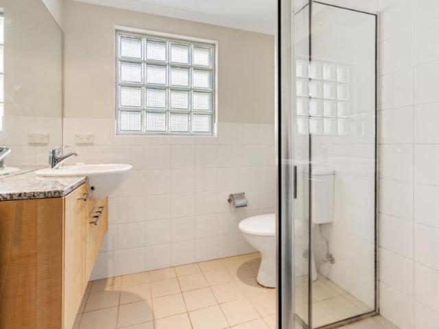 For Rent 2 Bedroom Apartment St Leonards, DS103597877