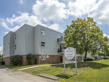 St Thomas, Ontario - Parking