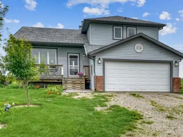 For Rent 2 Bedroom Apartment Strathmore AB DS104957476