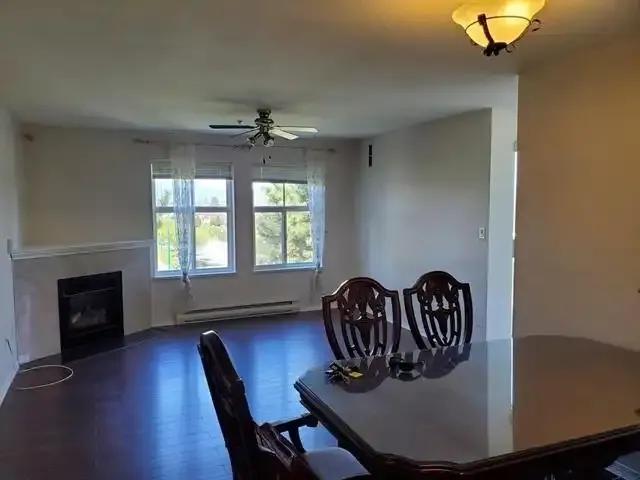 For Rent 2 Bedroom Apartment Surrey BC DS105581138