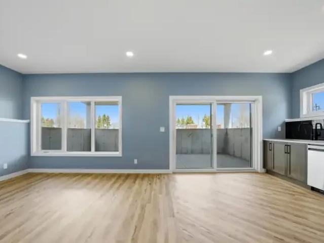 For Rent 2 Bedroom Apartment Sylvan Lake AB DLS105004637