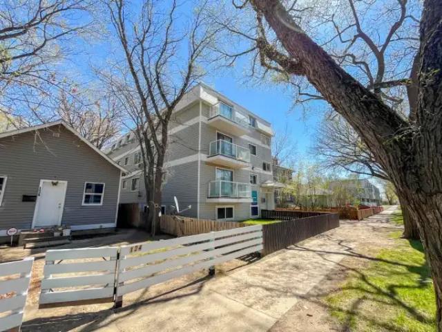 For Rent 2 Bedroom Apartment Saskatoon SK DS104971774