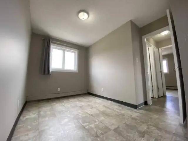 For Rent 2 Bedroom Apartment Saskatoon SK DS105100133