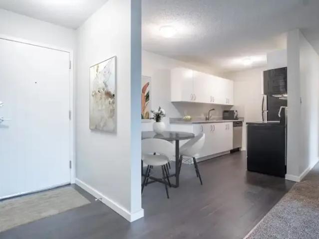 For Rent 2 Bedroom Apartment Saskatoon SK DS105737059