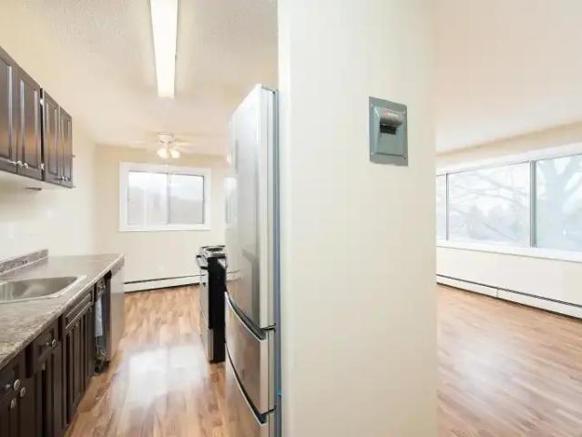 For Rent 2 Bedroom Apartment Sherwood Park AB DS105580154
