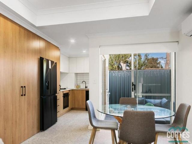 For Rent 2 Bedroom Apartment SPEARWOOD WA DLS105360156