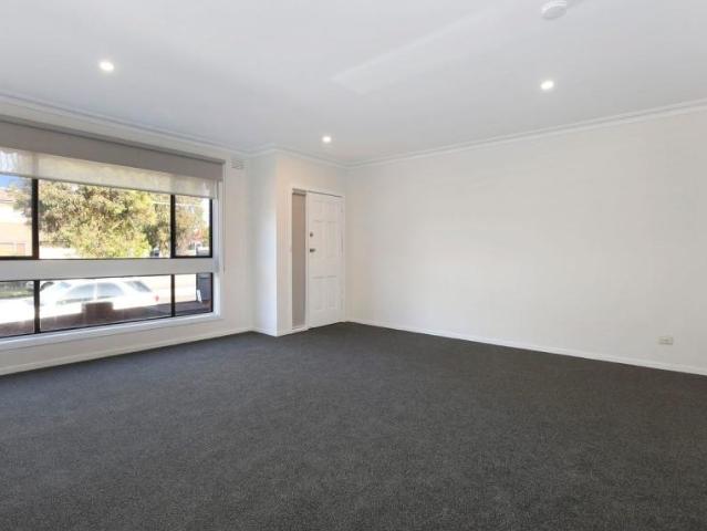 For Rent 2 Bedroom Apartment Thornbury VIC DS105825417