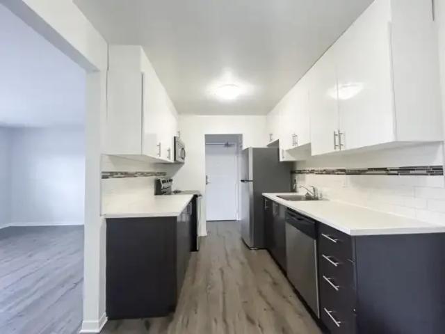 For Rent 2 Bedroom Apartment Trenton ON DS104840944