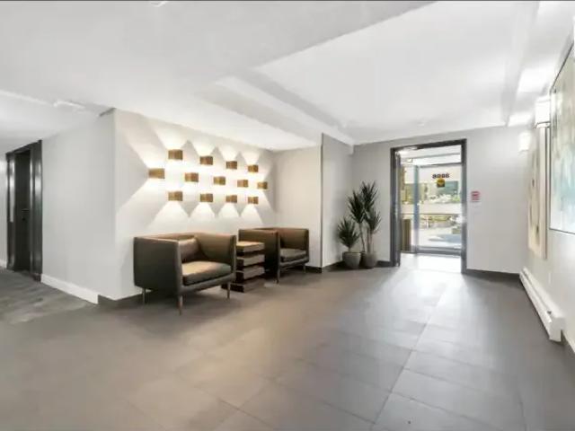 For Rent 2 Bedroom Apartment Victoria BC DS105185485