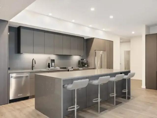 For Rent 2 Bedroom Apartment Victoria BC DS105486247