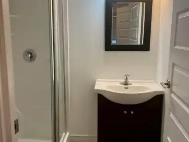 For Rent 2 Bedroom Apartment Waterloo ON DS104507001