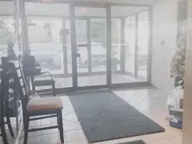 For Rent 2 Bedroom Apartment Waterloo ON DS105486637