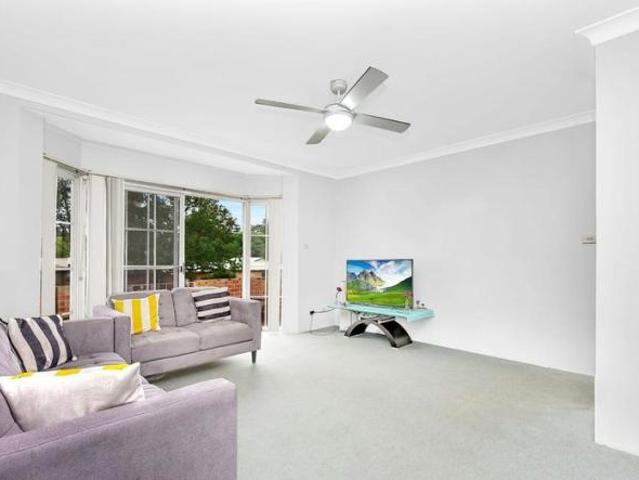 For Rent 2 Bedroom Apartment Westmead, NSW DS105676626