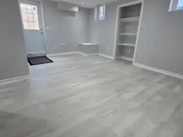 For Rent 2 Bedroom Apartment Whitchurch ON DS102847011