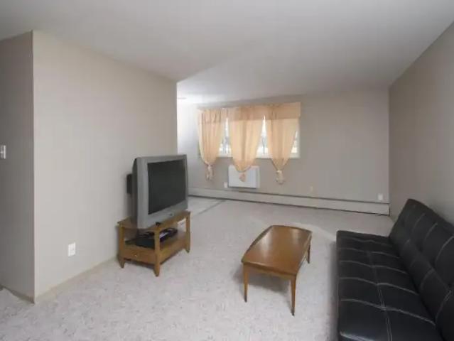 For Rent 2 Bedroom Apartment Winnipeg MB DS104971978