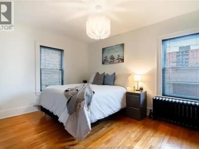 For Rent 2 Bedroom Apartment Windsor ON DS102915405