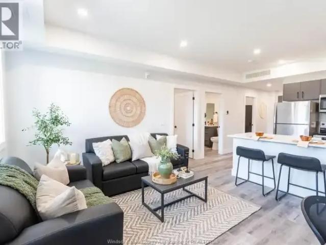 For Rent 2 Bedroom Apartment Windsor ON DS103958871