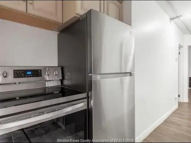 For Rent 2 Bedroom Apartment Windsor ON DS103012101
