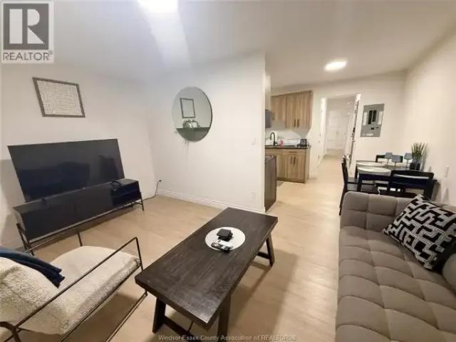 For Rent 2 Bedroom Apartment Windsor ON DS104638521