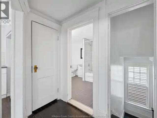 For Rent 2 Bedroom Apartment Windsor ON DS104142934
