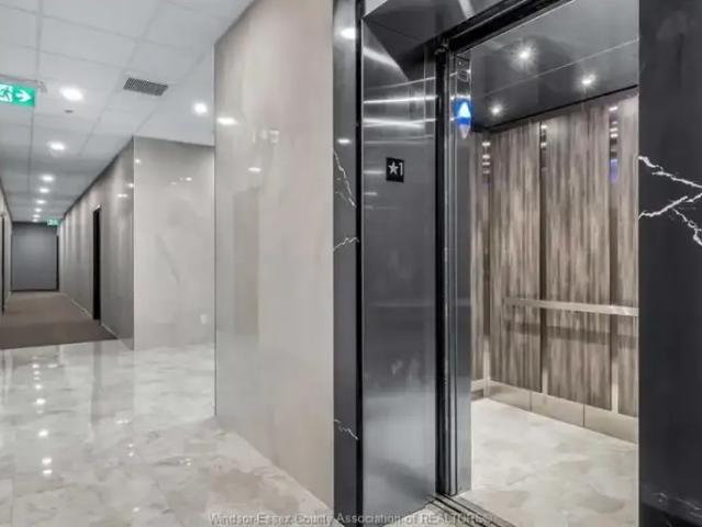 For Rent 2 Bedroom Apartment Windsor ON DS105623813