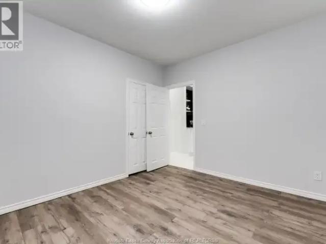 For Rent 2 Bedroom Apartment Windsor ON DS105048086