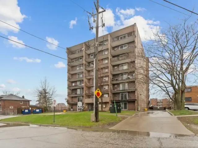 For Rent 2 Bedroom Apartment Windsor ON DS105070957