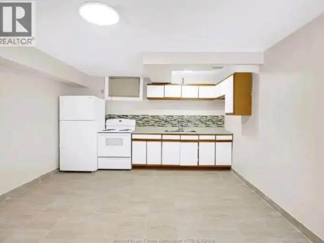 For Rent 2 Bedroom Apartment Windsor ON DS105345048