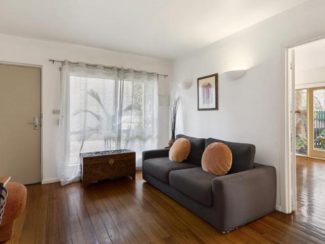 For Rent 2 Bedroom Apartment Windsor VIC DS105863176