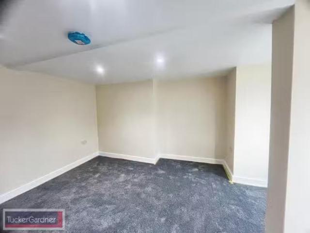 Just in! 2 bedroom flat for rent in Forehill, Ely, CB7