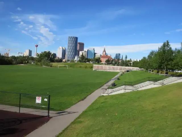 For Rent 2 Bedroom House Calgary AB DS104894986