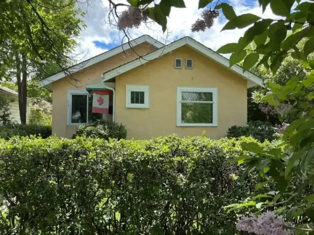 For Rent 2 Bedroom House Calgary AB DS105186021