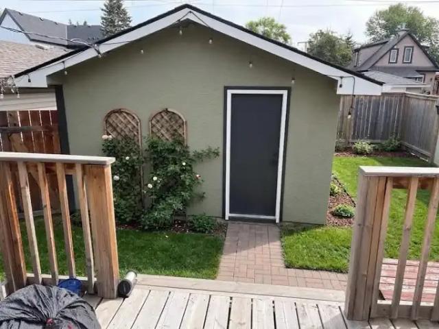 For Rent 2 Bedroom House Calgary AB DS105435180