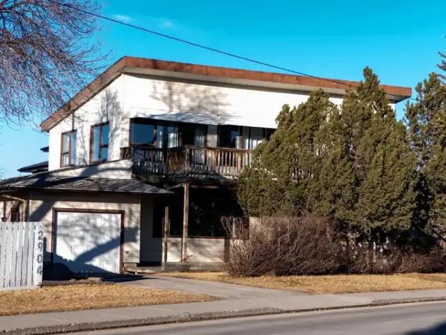 For Rent 2 Bedroom House Calgary AB DS105505881