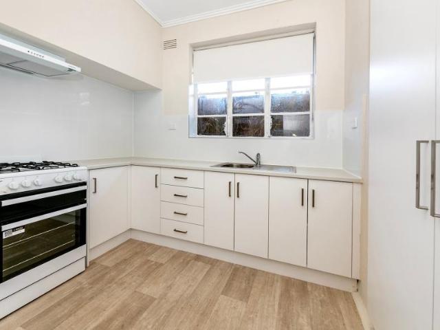 For Rent 2 Bedroom House Carnegie VIC DS105033828
