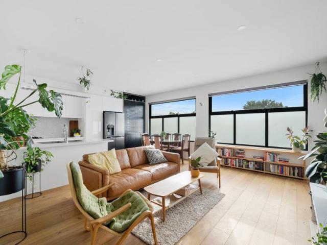 For Rent 2 Bedroom House Brunswick East VIC DLS102768695