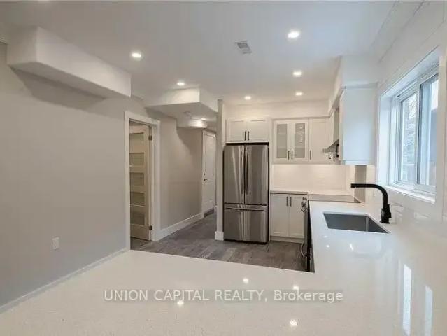 For Rent 2 Bedroom House Bradford West Gwillimbury ON DS102794879