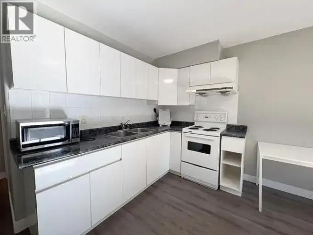 For Rent 2 Bedroom House Burnaby BC DS105088018