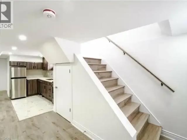 For Rent 2 Bedroom House Guelph ON DS104864293