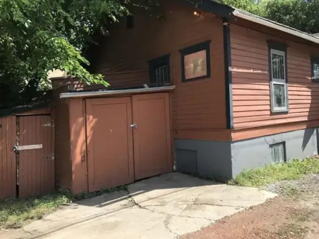 For Rent 2 Bedroom House Edmonton AB DLS105410478