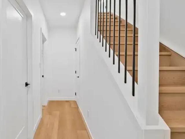 For Rent 2 Bedroom House Edmonton AB DS104876373
